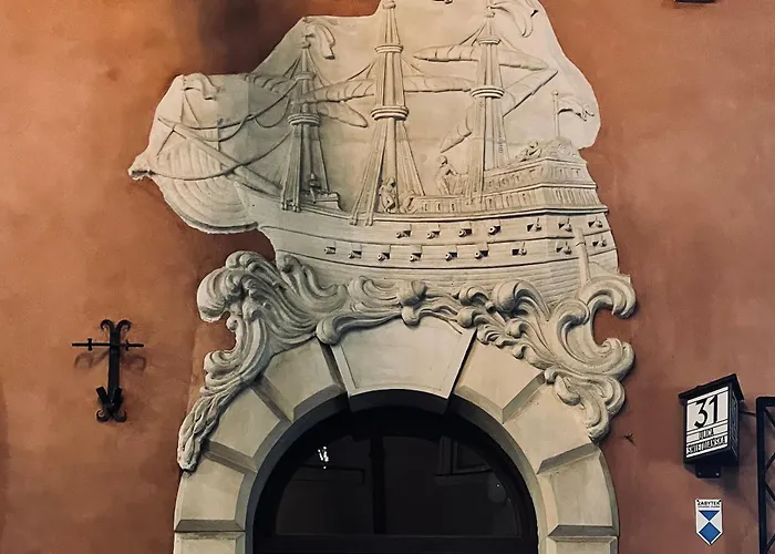 Under The Ship - Old Town