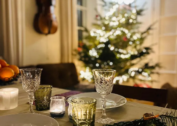 Under The Ship - Old Town *