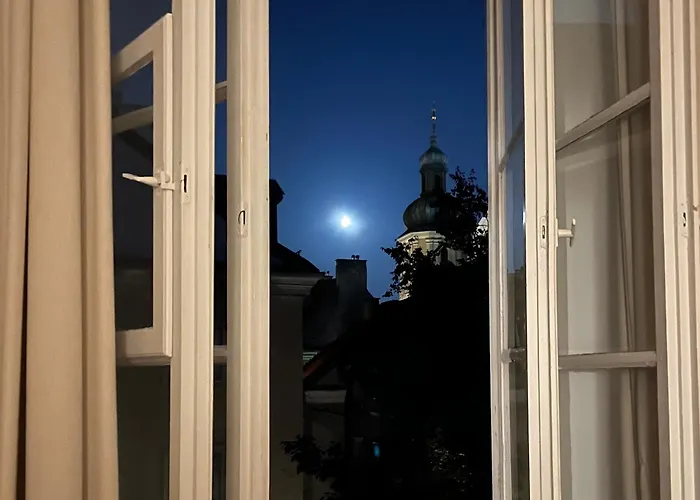 Daire Under The Ship - Old Town *